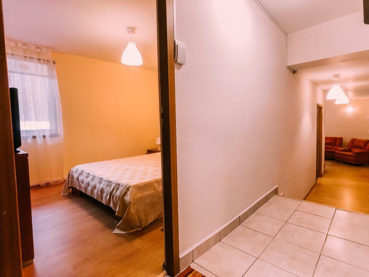 Spacious Apartment Near Peles Sinaia Exterior photo